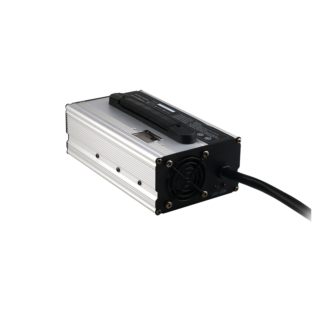 Fast Ev Charger - DL900 LiFePO4 Schnellladegerät 48V 15A 900W