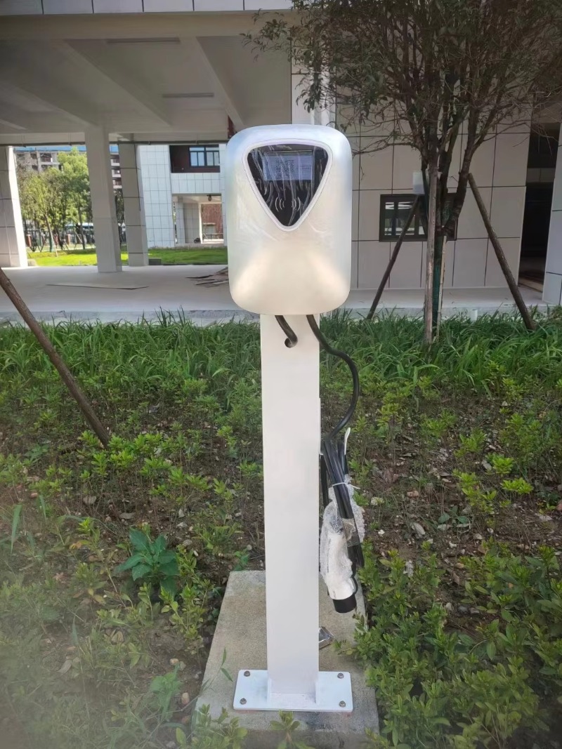 Mobiles Batterie-EV-Ladegerät  – Ev Charger Bewertung und Preis